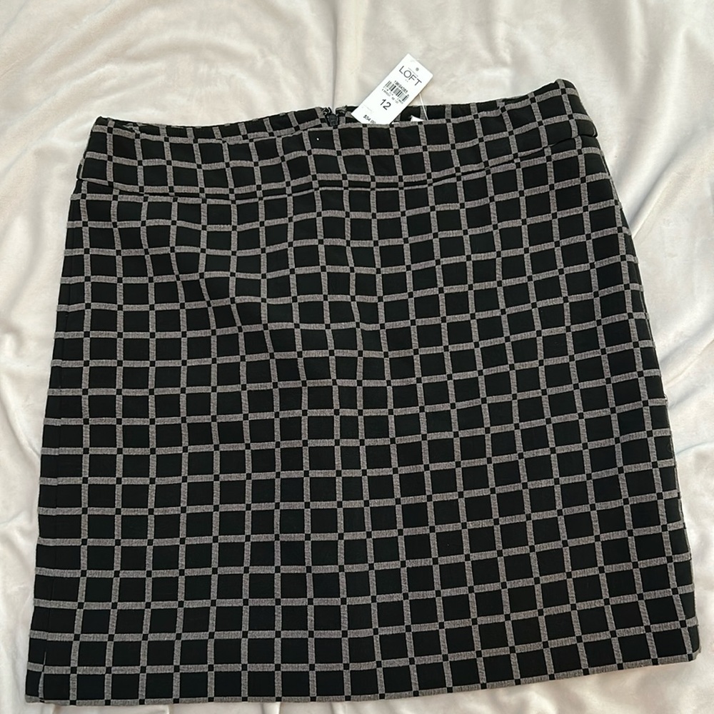 Loft skirt NWT